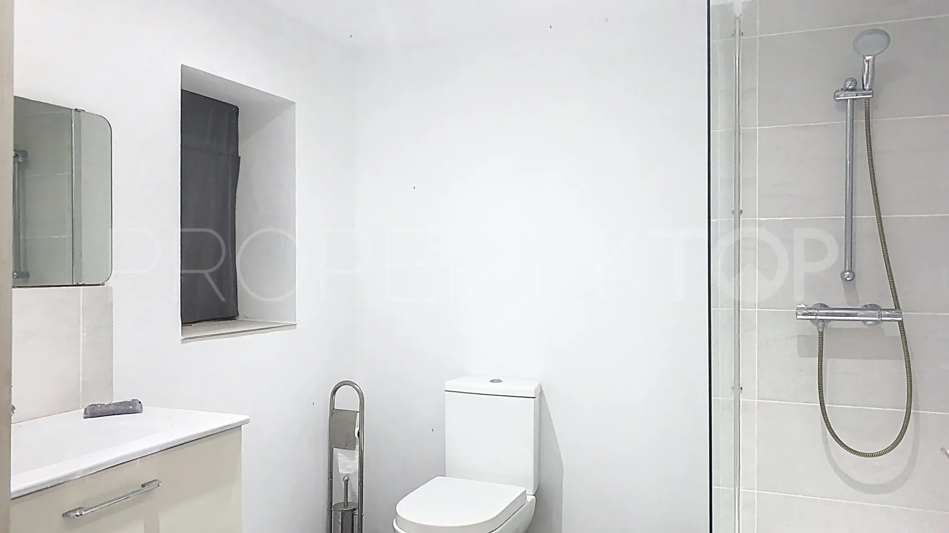 4 bedrooms semi detached house for sale in Guadalmina Alta