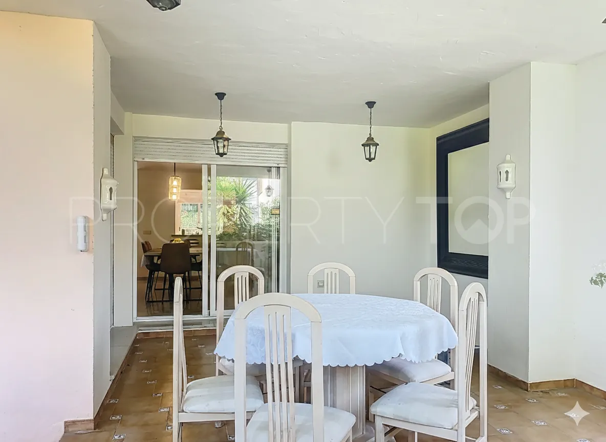 4 bedrooms semi detached house for sale in Guadalmina Alta