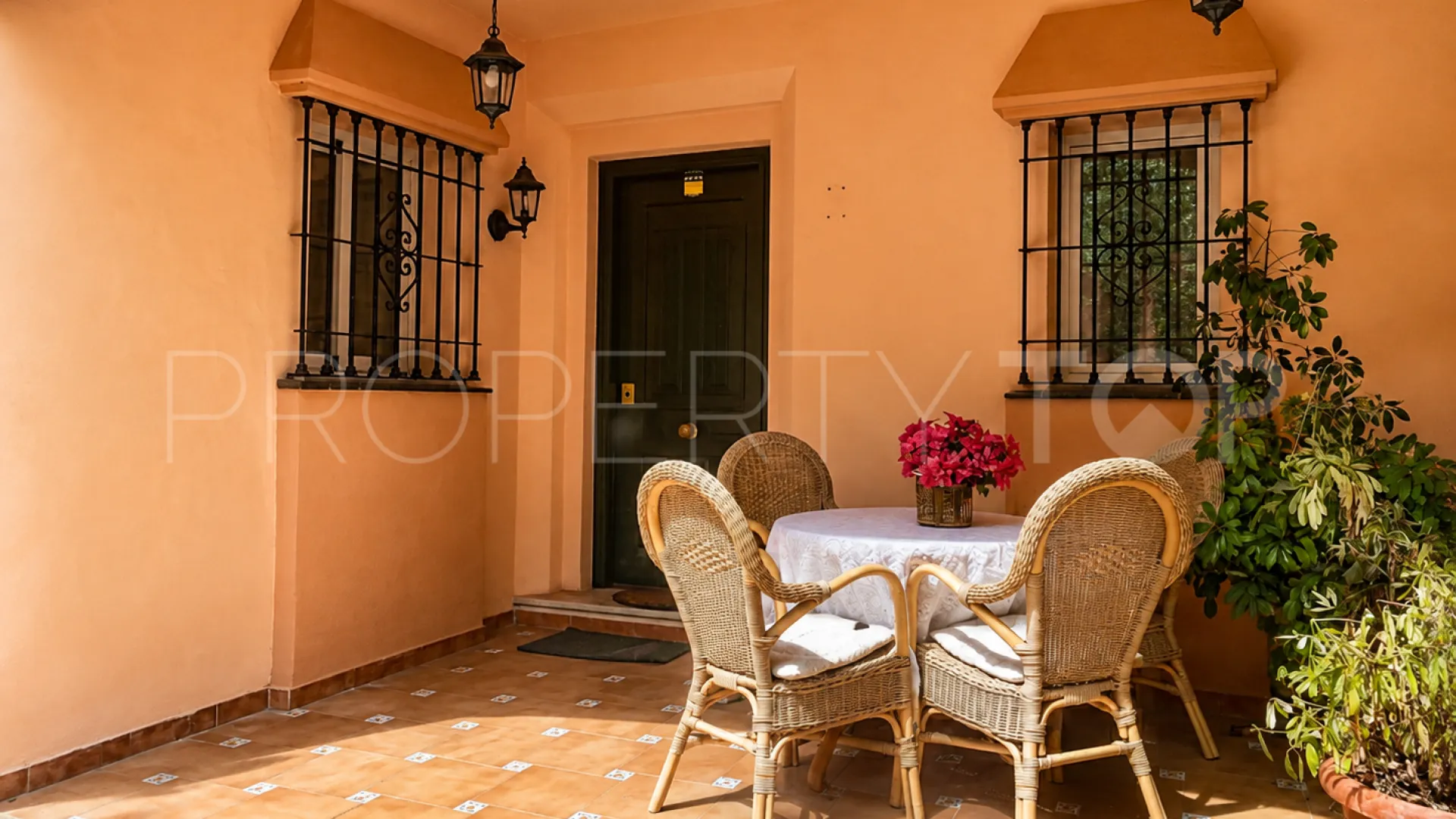 4 bedrooms semi detached house for sale in Guadalmina Alta