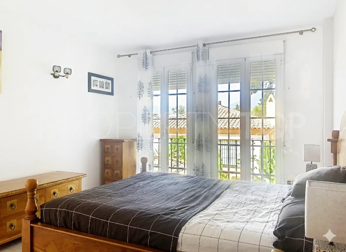 4 bedrooms semi detached house for sale in Guadalmina Alta