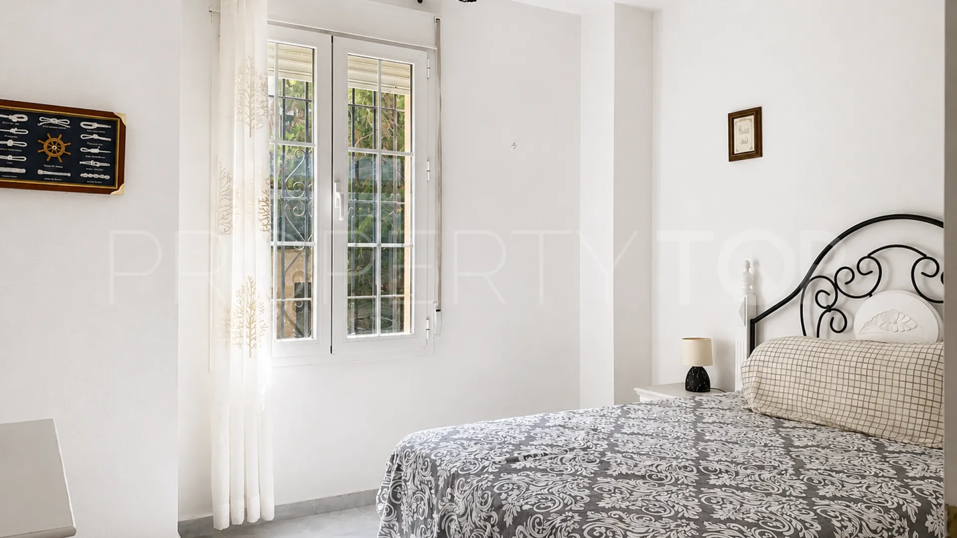 4 bedrooms semi detached house for sale in Guadalmina Alta