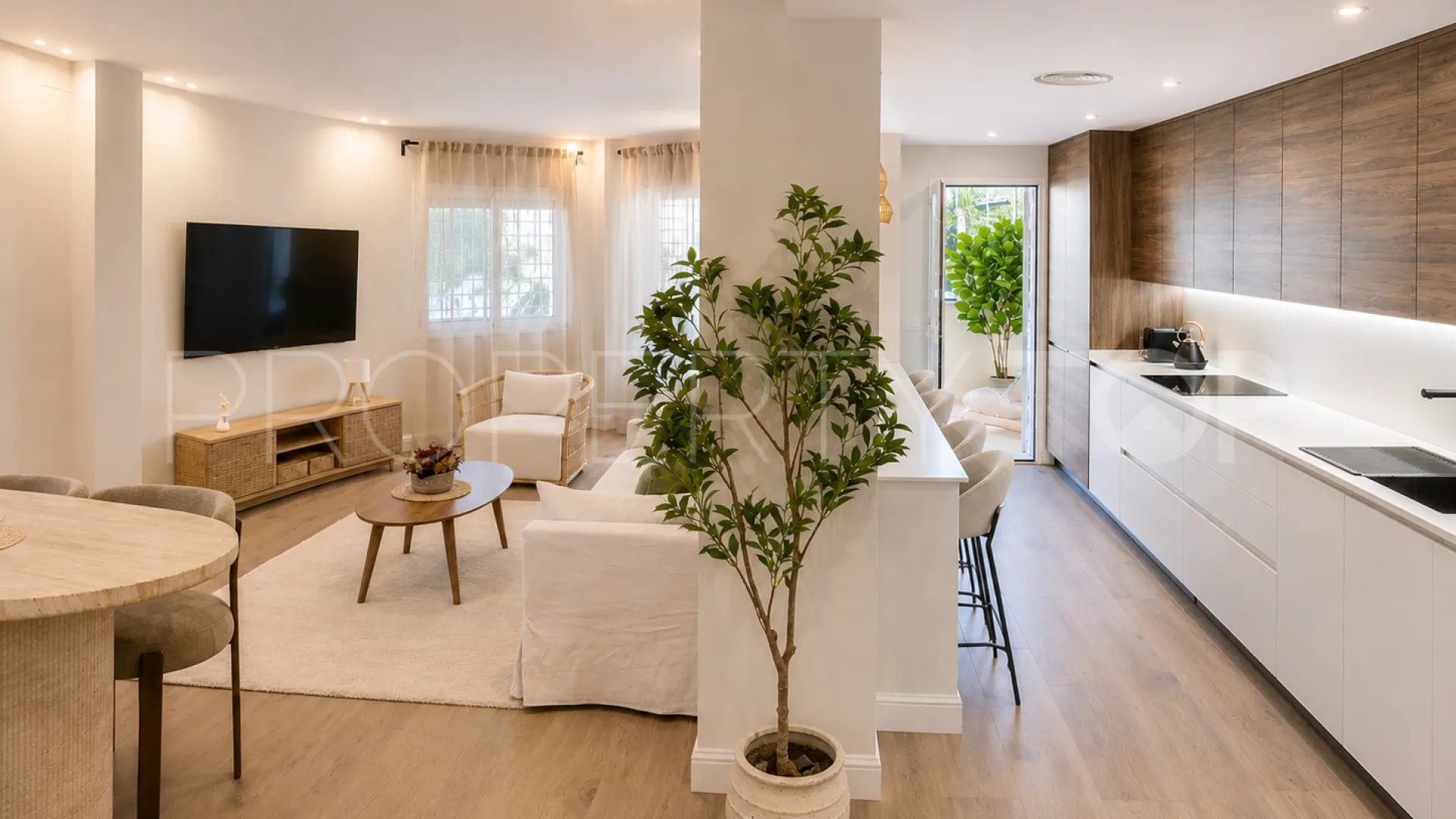Estepona Puerto 3 bedrooms ground floor apartment for sale