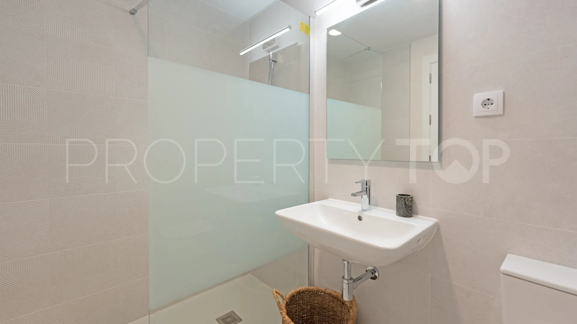 For sale penthouse with 3 bedrooms in Las Mesas