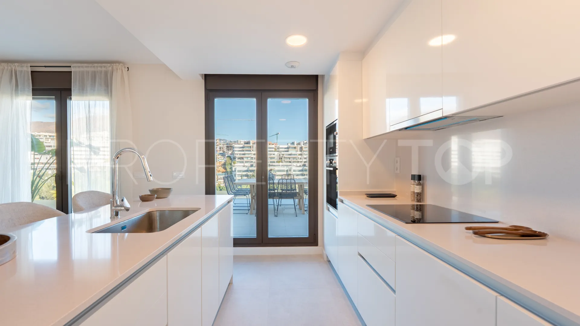 For sale penthouse with 3 bedrooms in Las Mesas