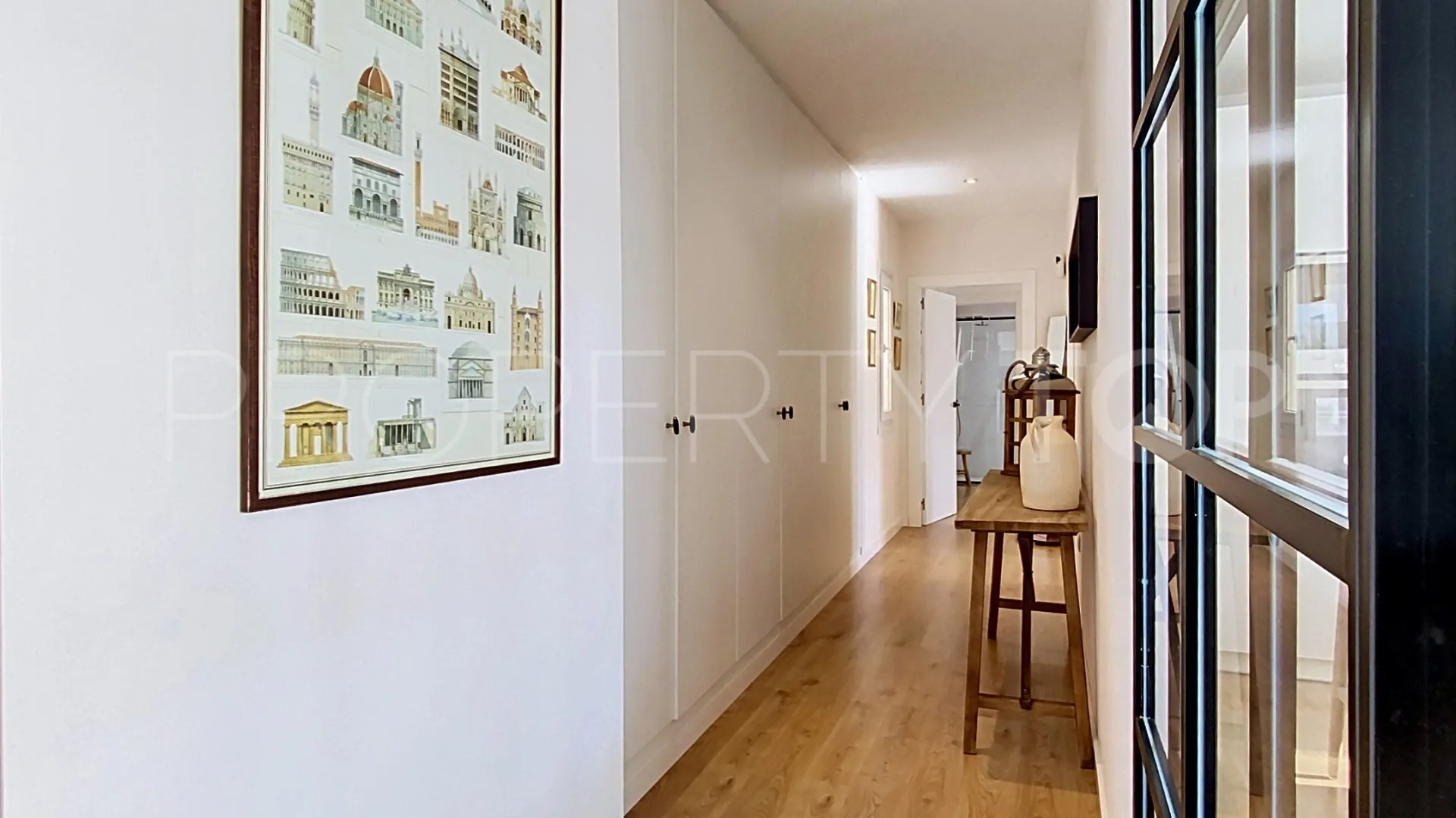 For sale Estepona Centre 2 bedrooms penthouse