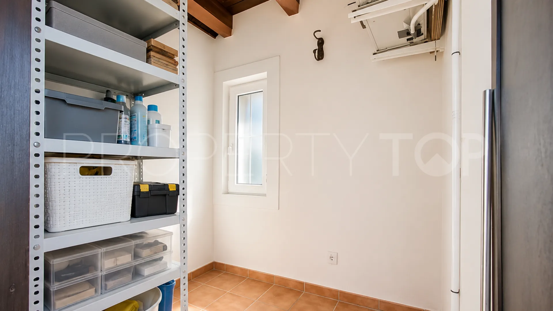 For sale Estepona Centre 2 bedrooms penthouse