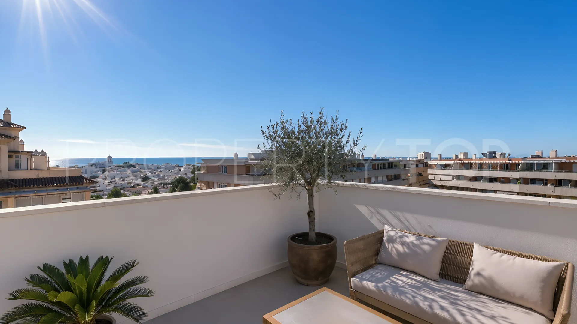 For sale Estepona Centre 2 bedrooms penthouse