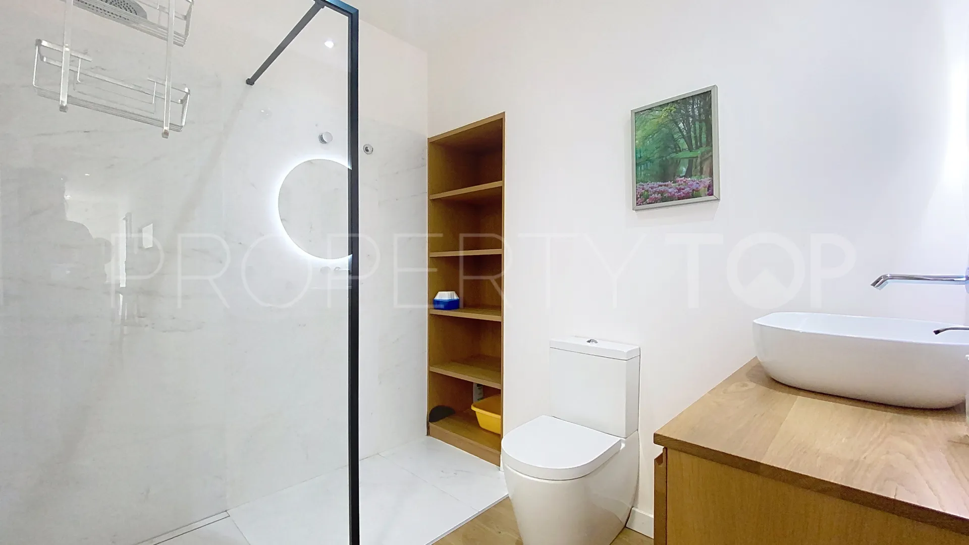 For sale Estepona Centre 2 bedrooms penthouse