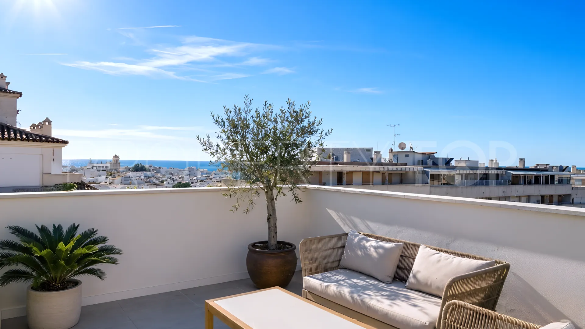 For sale Estepona Centre 2 bedrooms penthouse