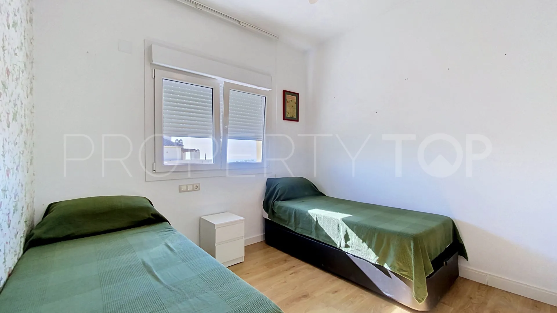 For sale Estepona Centre 2 bedrooms penthouse