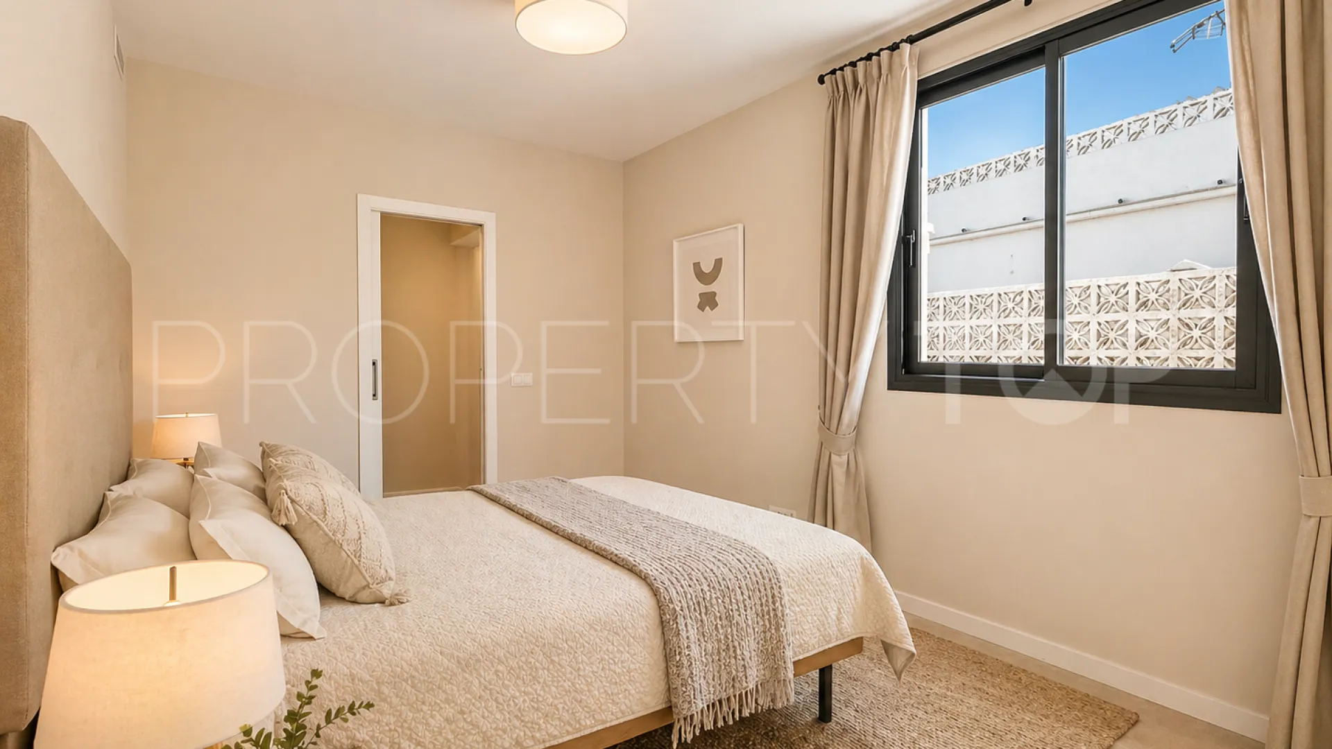 Villa a la venta de 5 dormitorios en Mijas Costa
