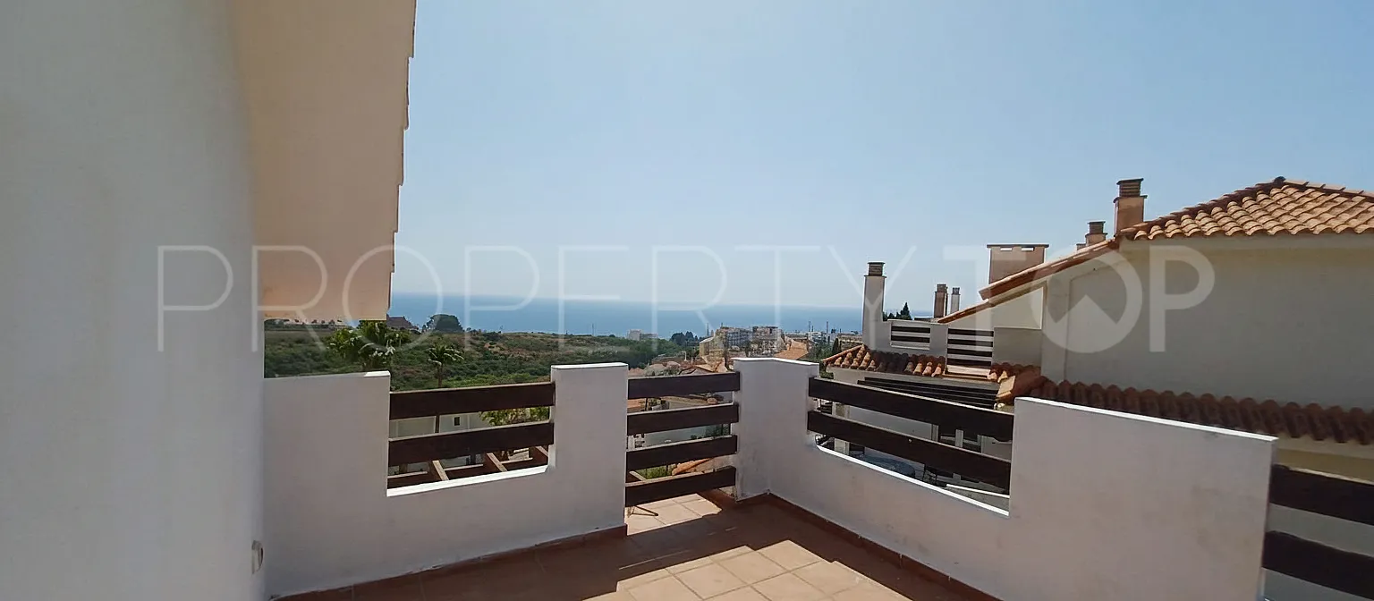 Atico duplex a la venta de 3 dormitorios en Alcorrín
