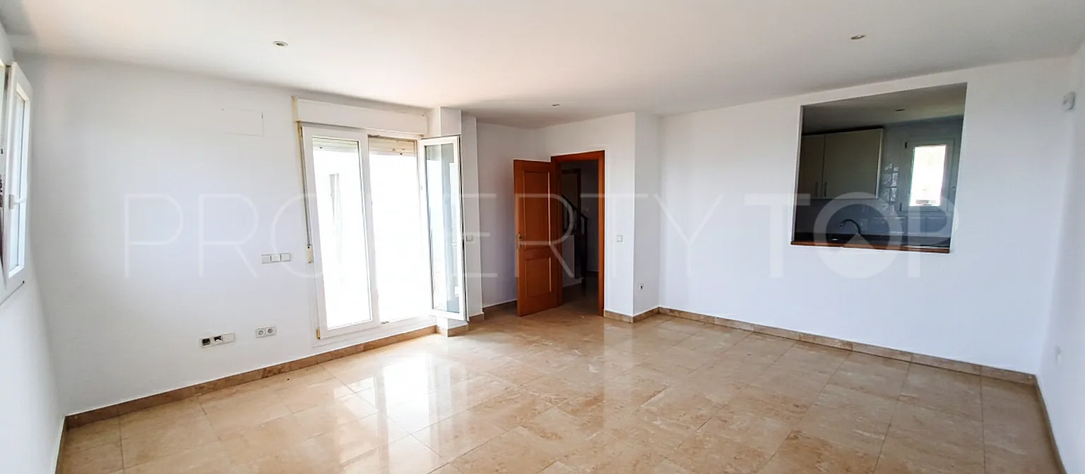 Atico duplex a la venta de 3 dormitorios en Alcorrín