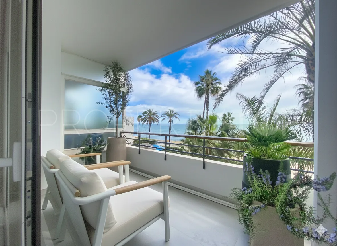 For sale apartment in Estepona Centre