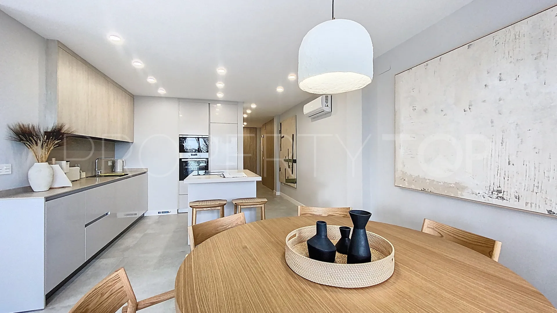 For sale apartment in Estepona Centre