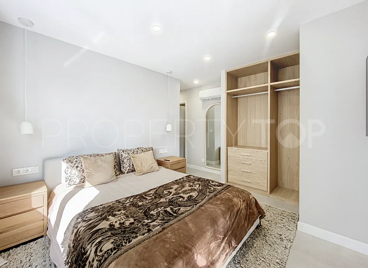 For sale apartment in Estepona Centre