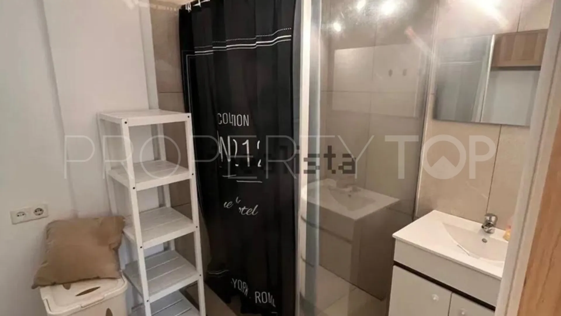 Comprar apartamento en Estepona Puerto de 1 dormitorio