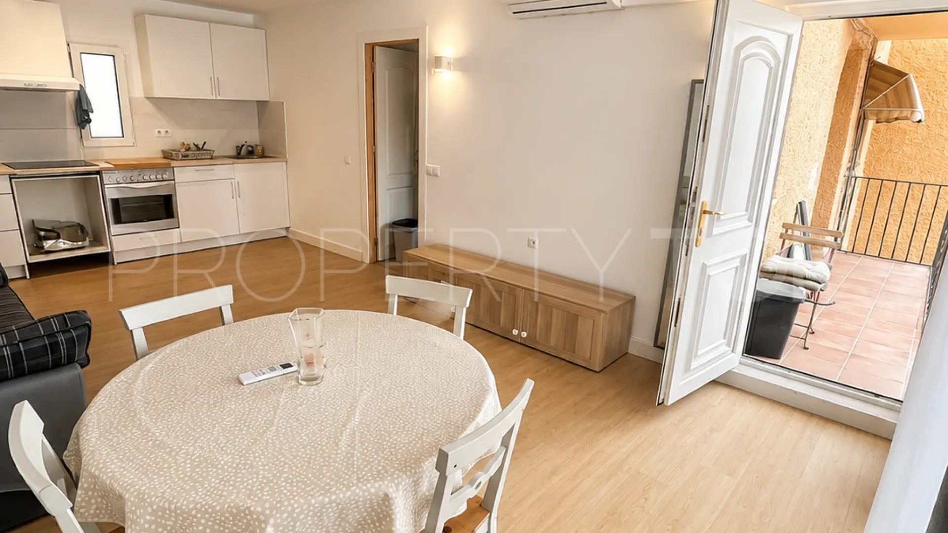 Comprar apartamento en Estepona Puerto de 1 dormitorio