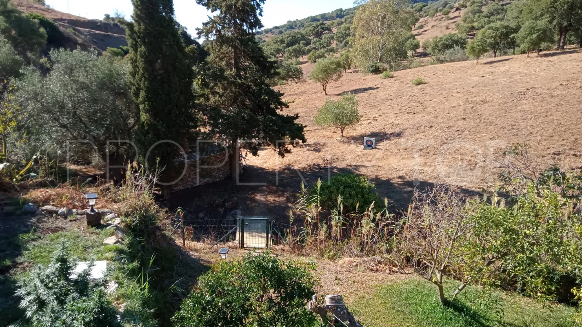 For sale country house with 4 bedrooms in Casares Montaña