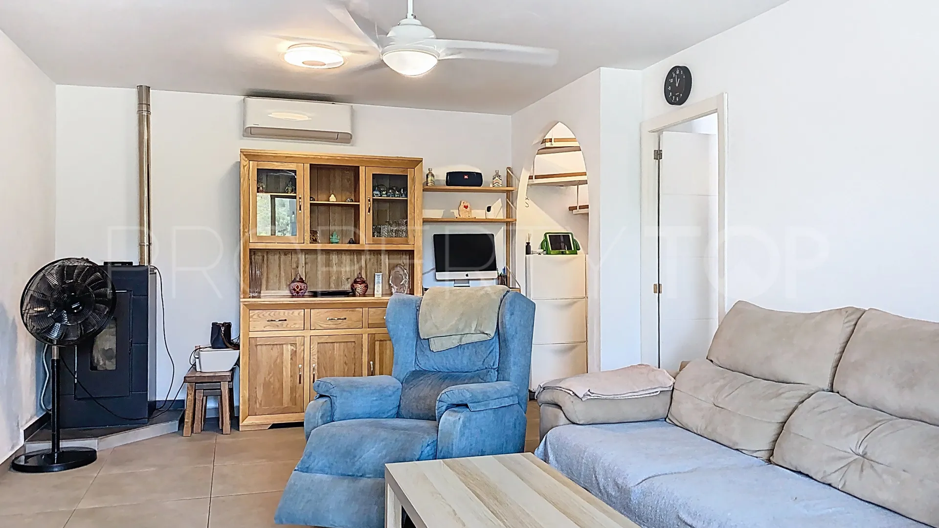 Se vende pareado en Puerto Romano de 3 dormitorios