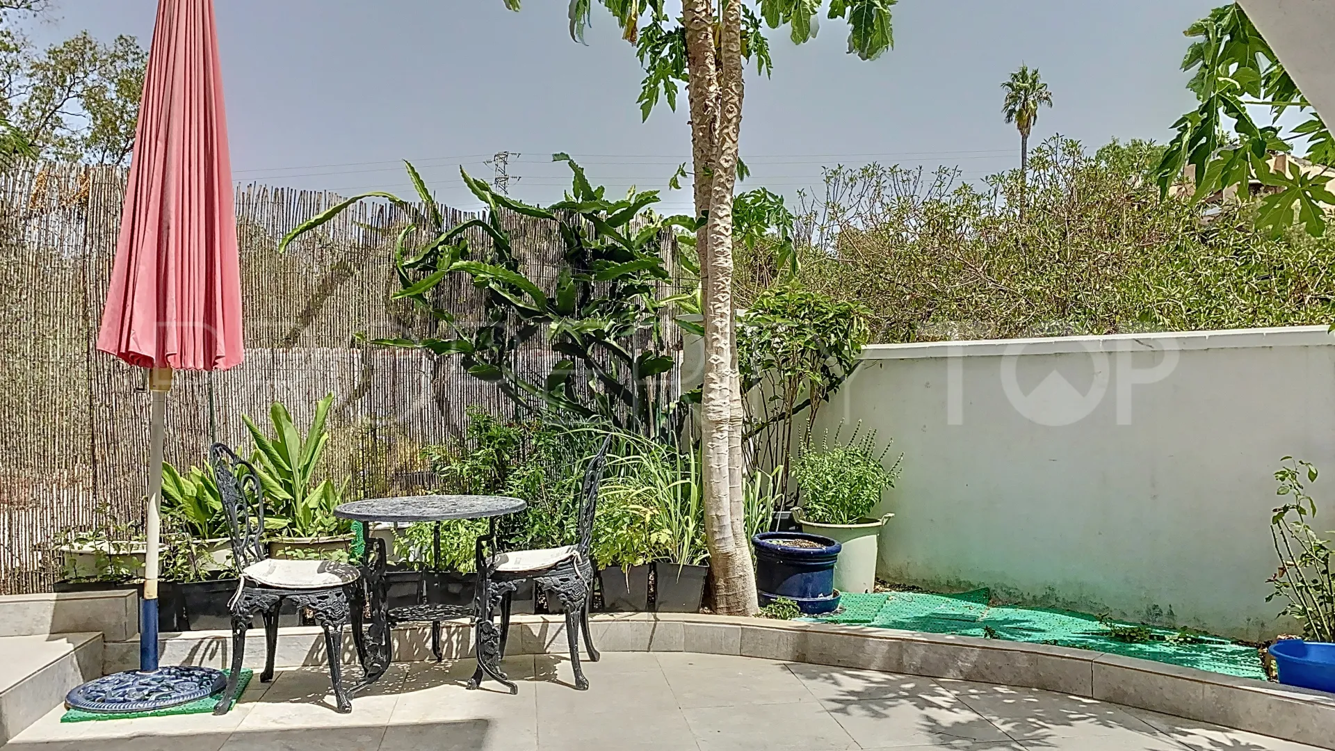 Se vende pareado en Puerto Romano de 3 dormitorios
