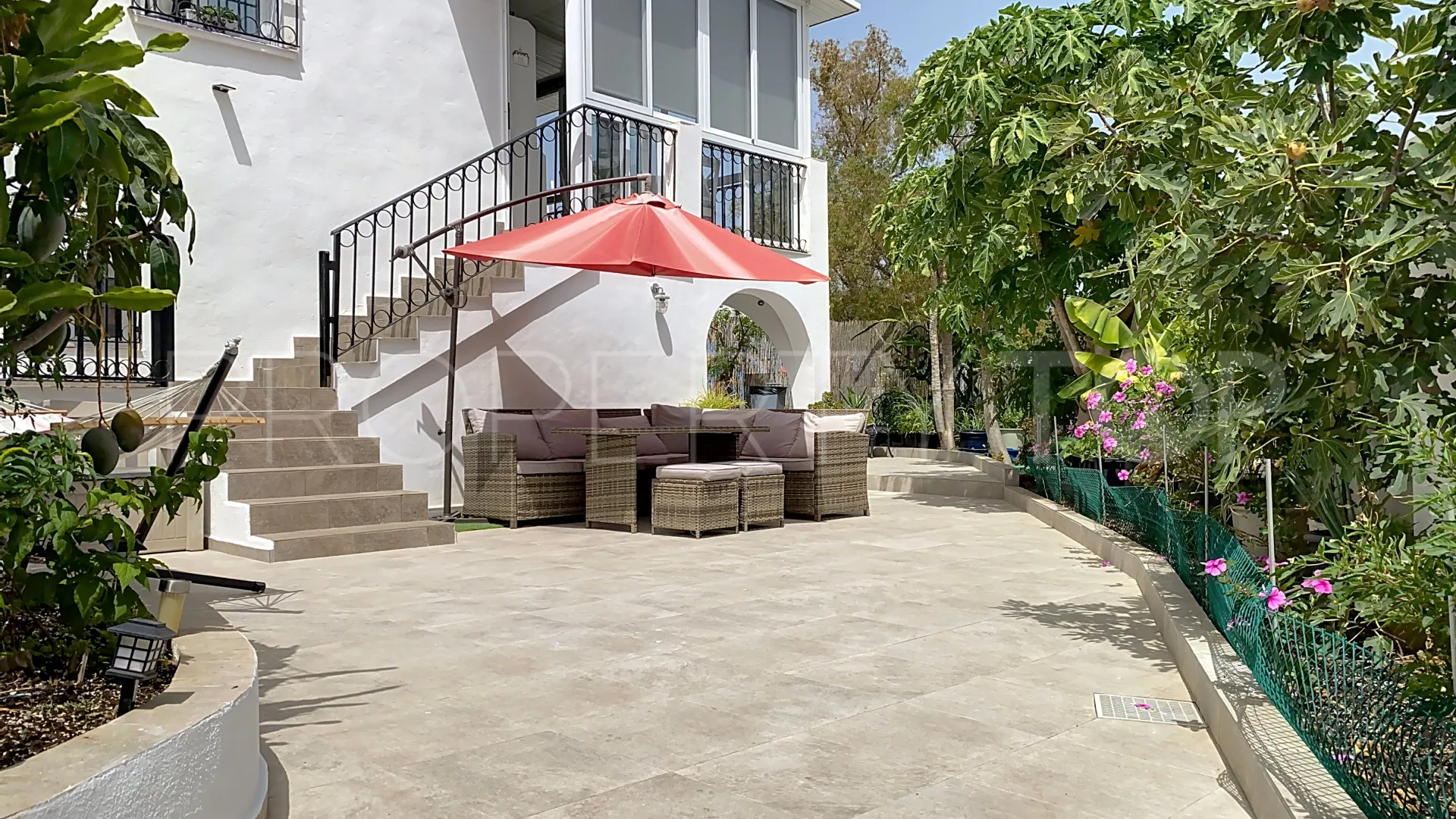 Se vende pareado en Puerto Romano de 3 dormitorios