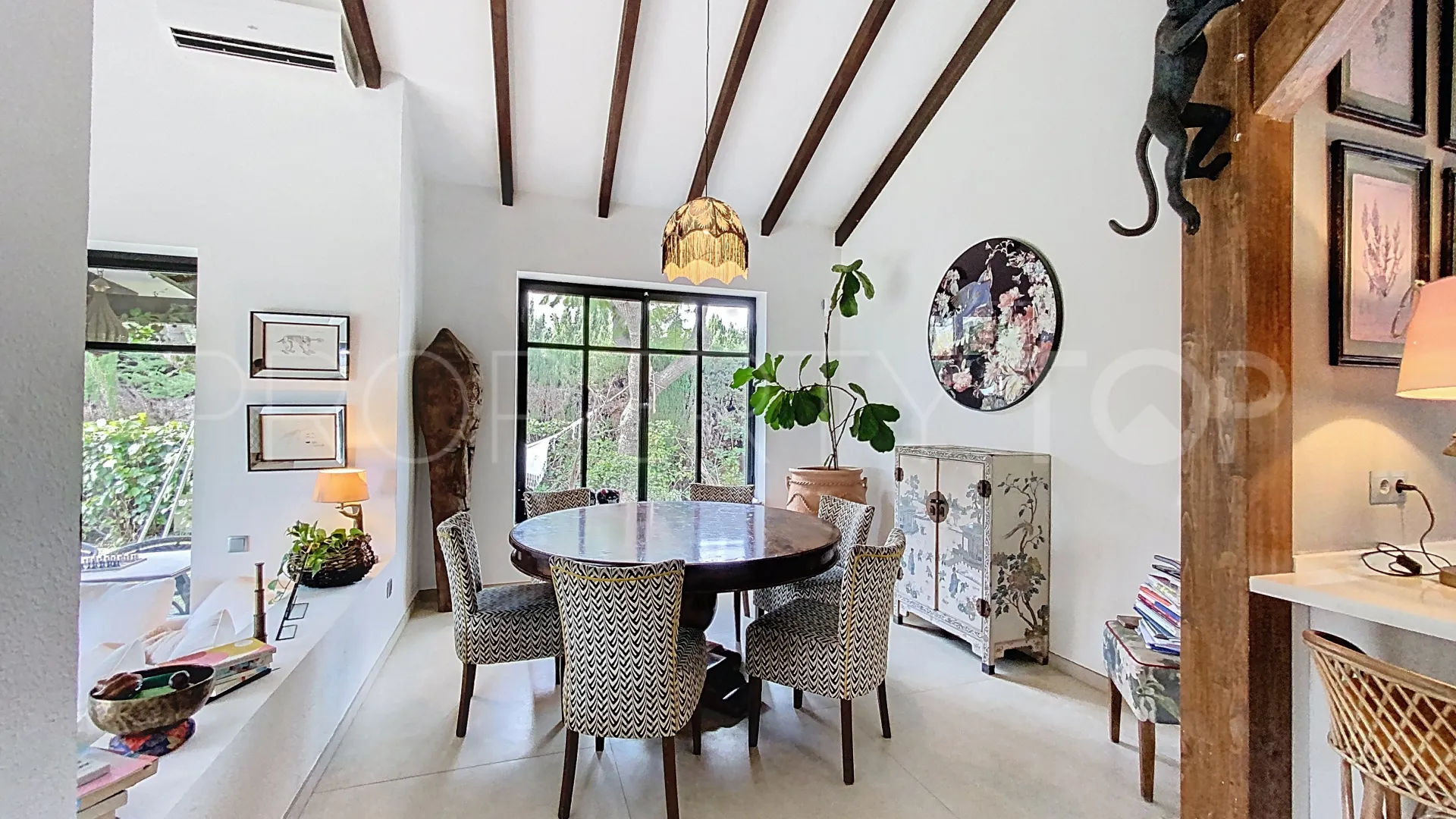 For sale 4 bedrooms villa in Atalaya