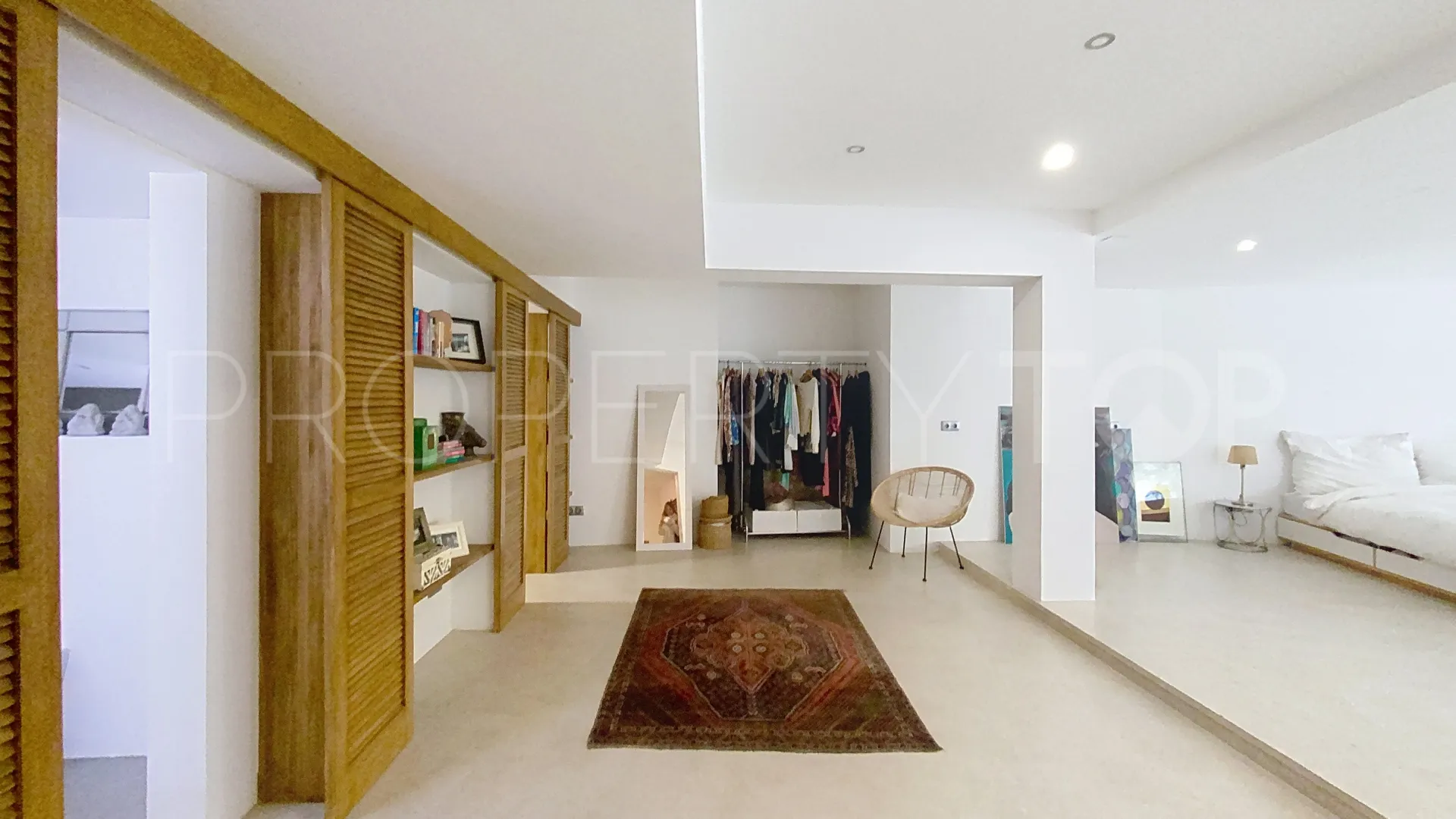 For sale 4 bedrooms villa in Atalaya