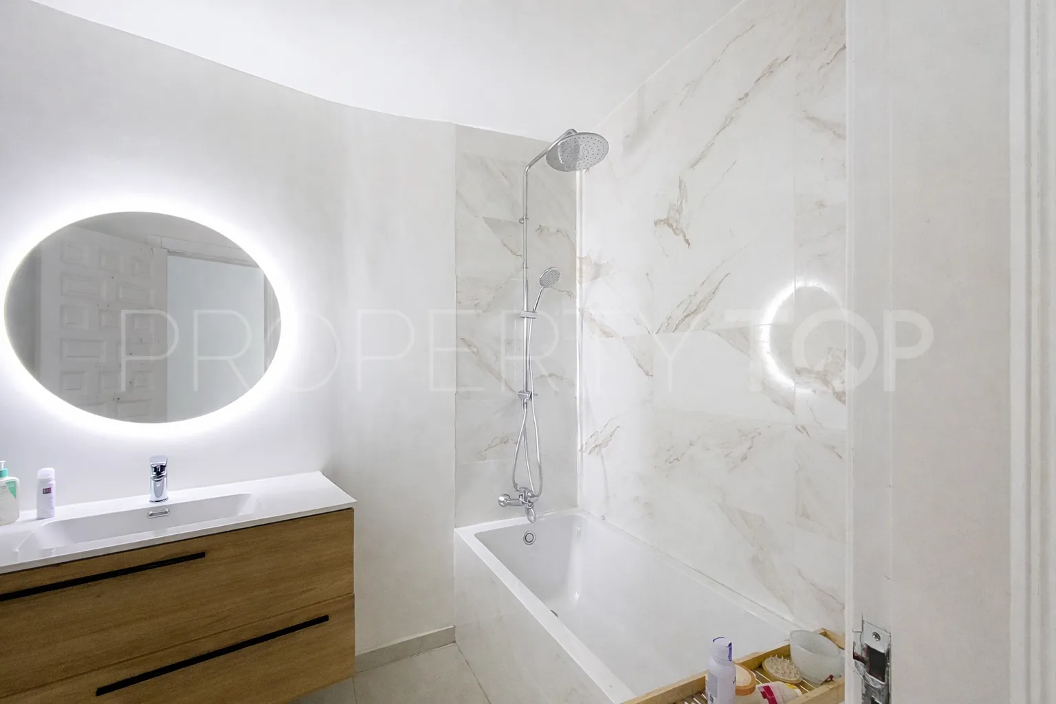 For sale 4 bedrooms villa in Atalaya