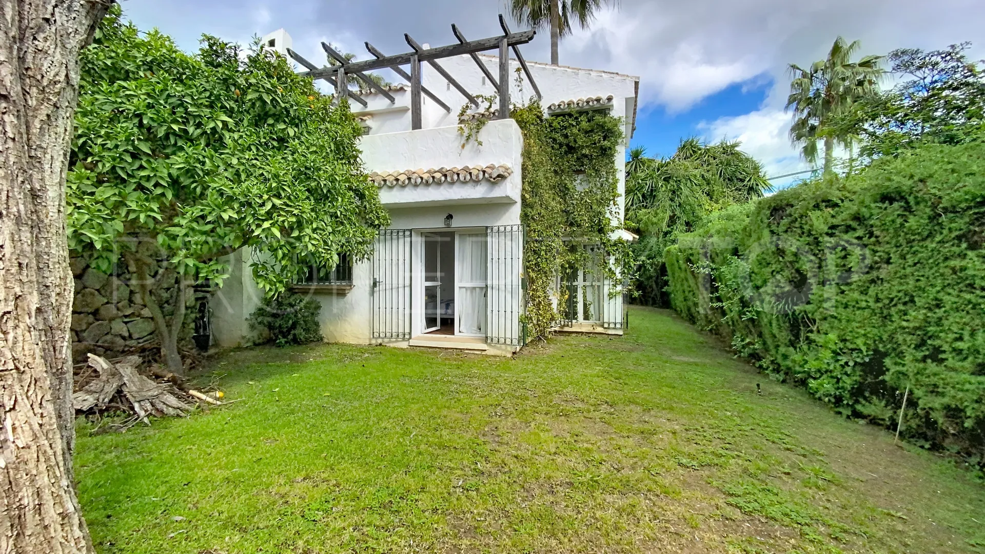 For sale 4 bedrooms villa in Atalaya