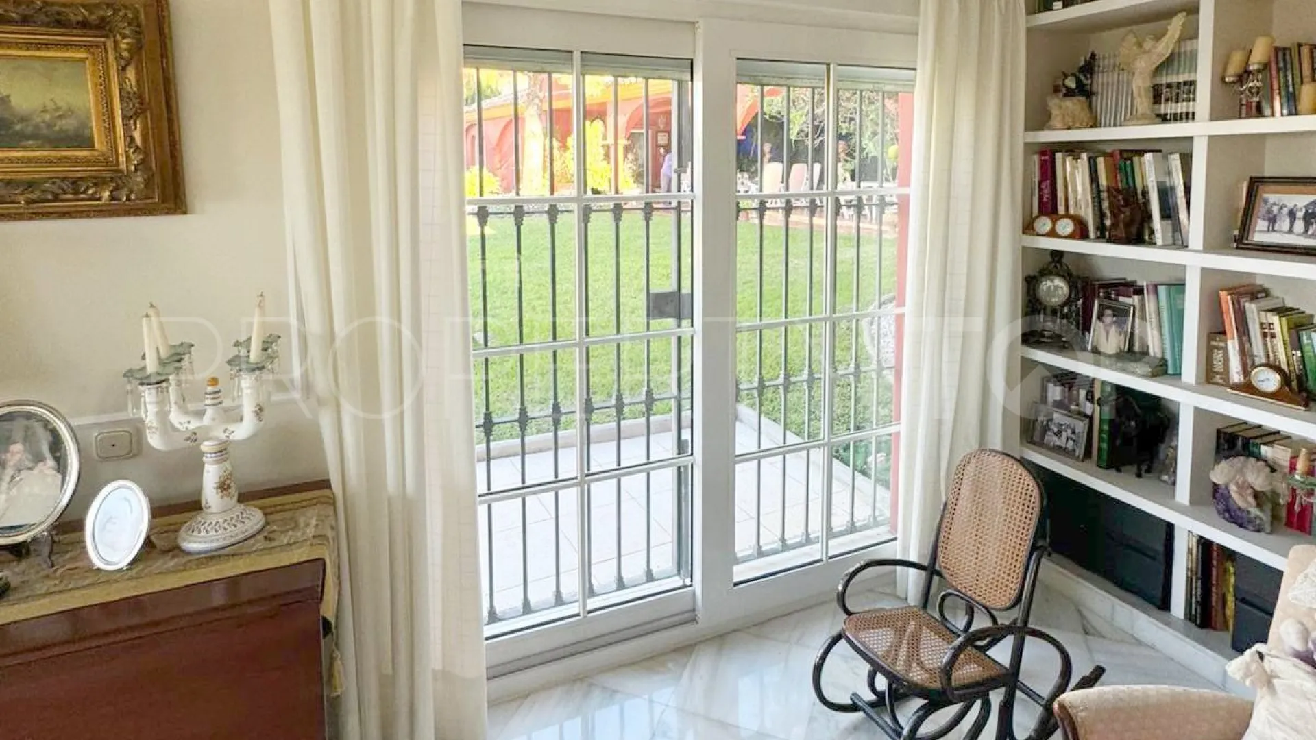 Se vende villa con 6 dormitorios en Seghers