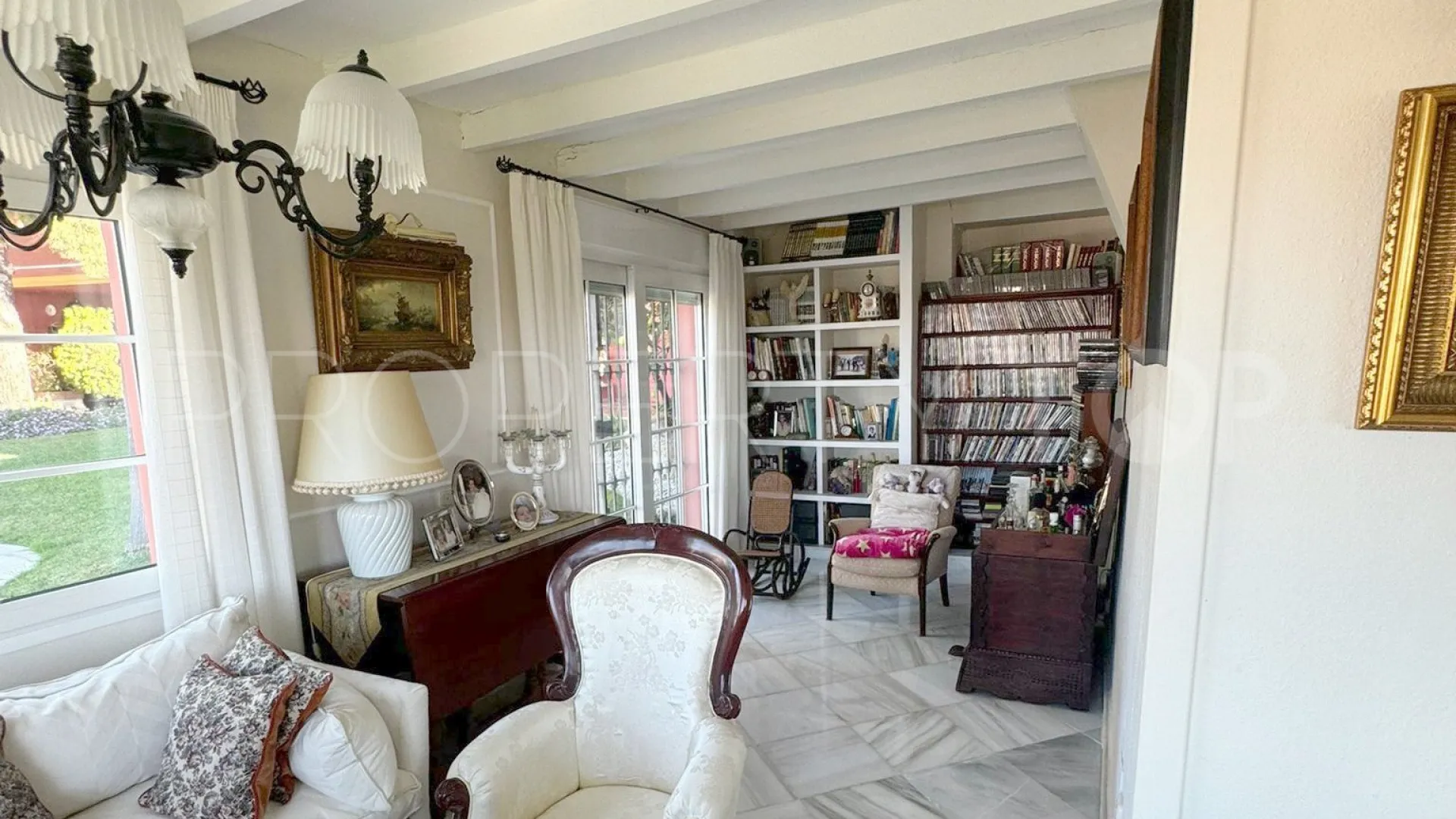 Se vende villa con 6 dormitorios en Seghers