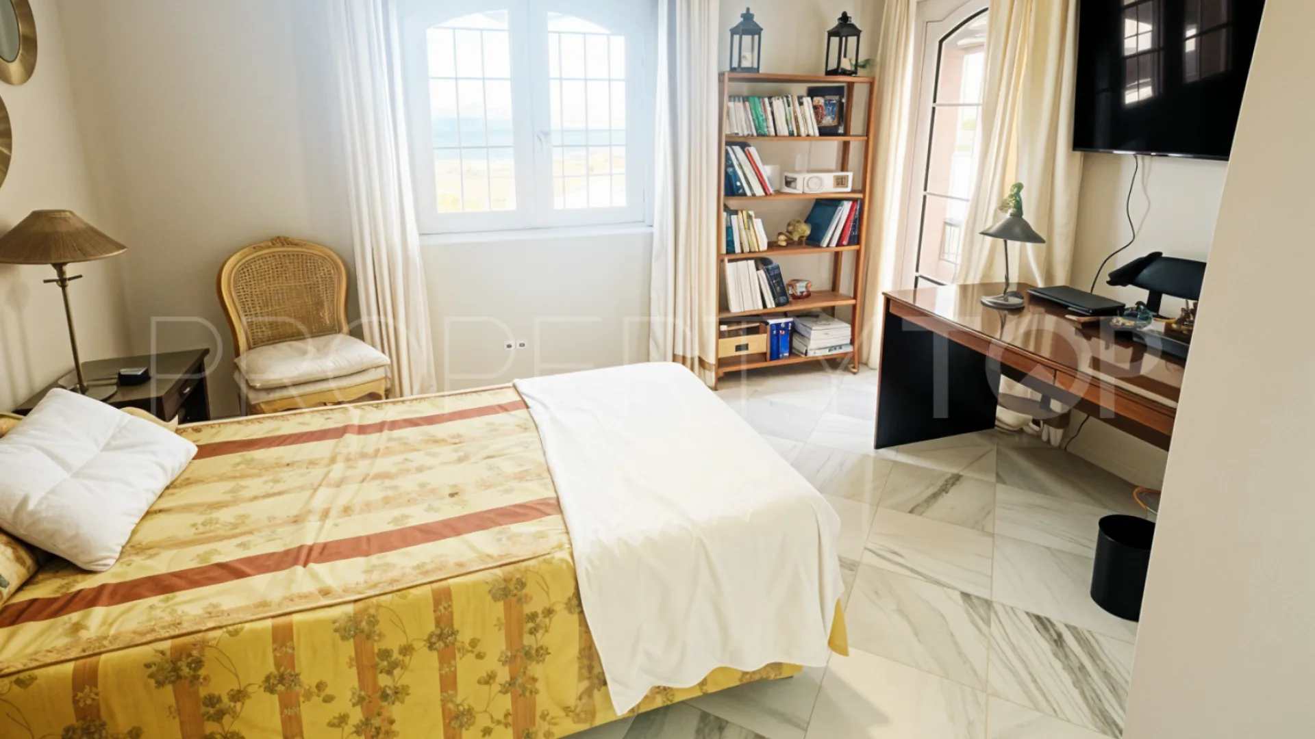 Se vende villa con 6 dormitorios en Seghers