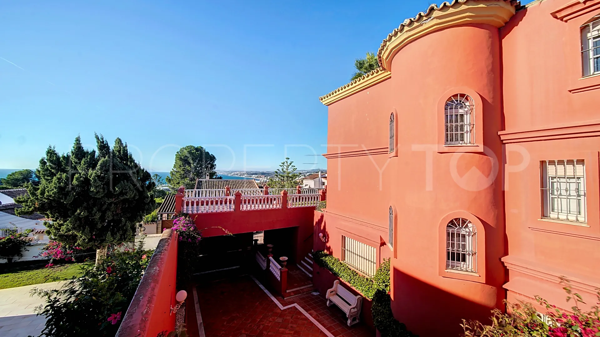 Se vende villa con 6 dormitorios en Seghers