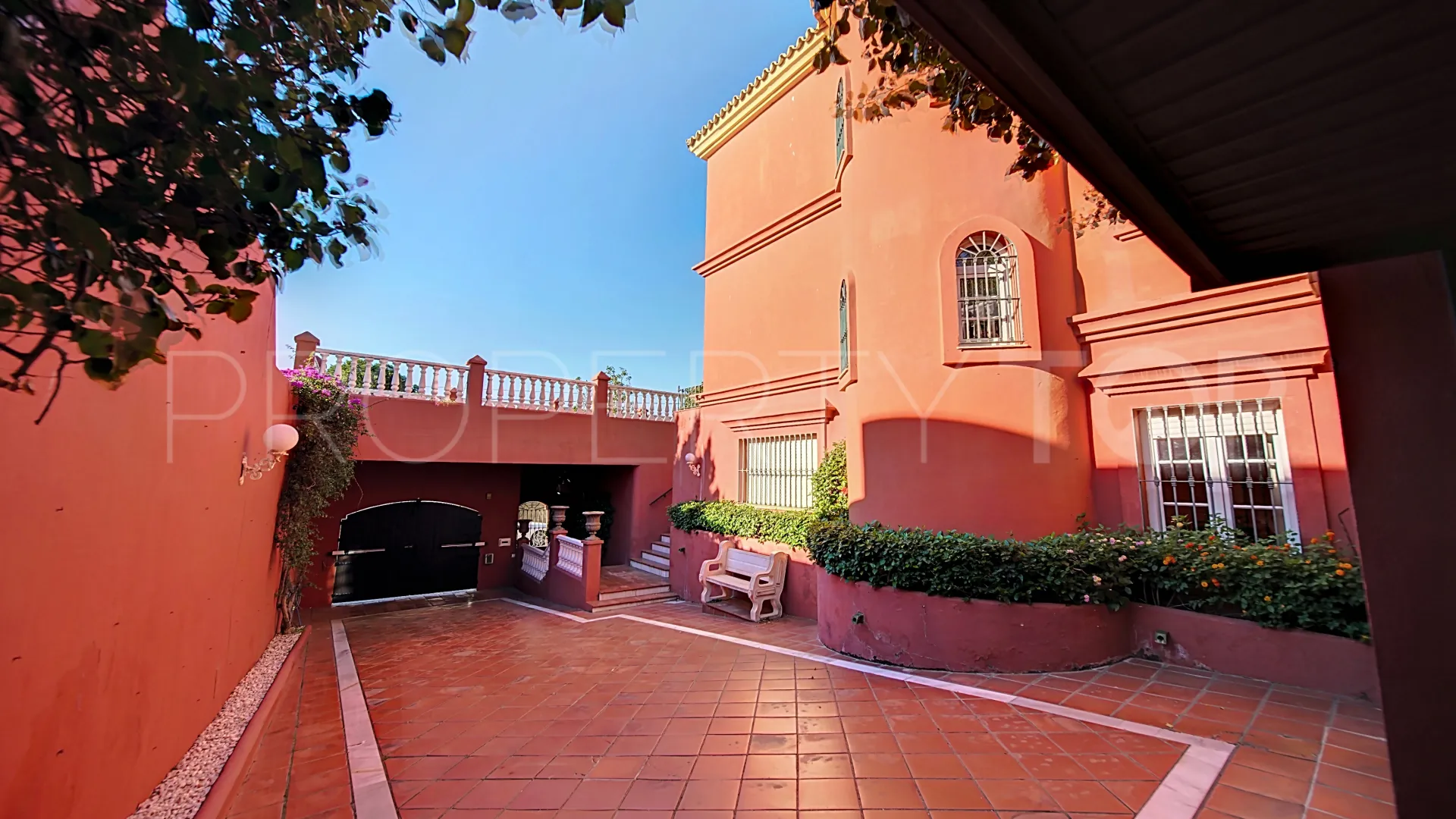 Se vende villa con 6 dormitorios en Seghers