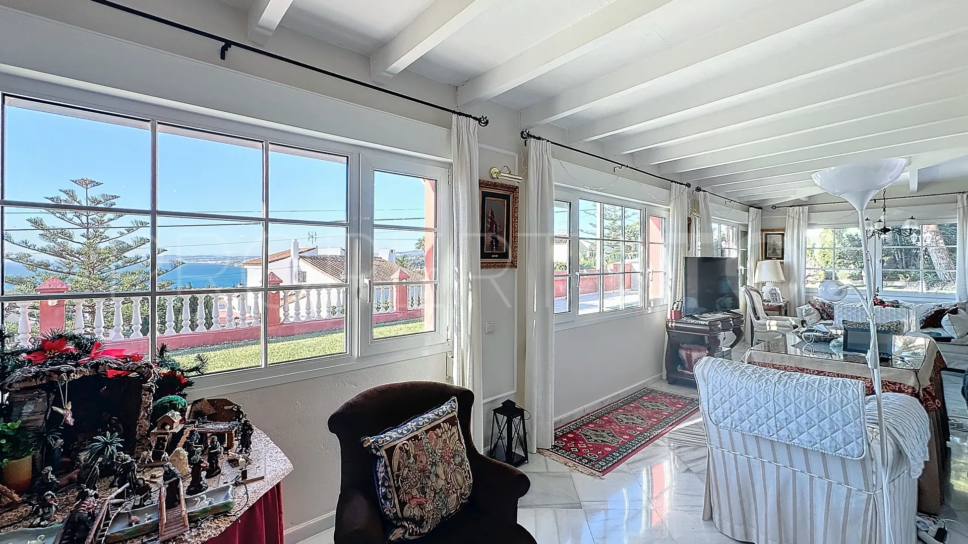 Se vende villa con 6 dormitorios en Seghers