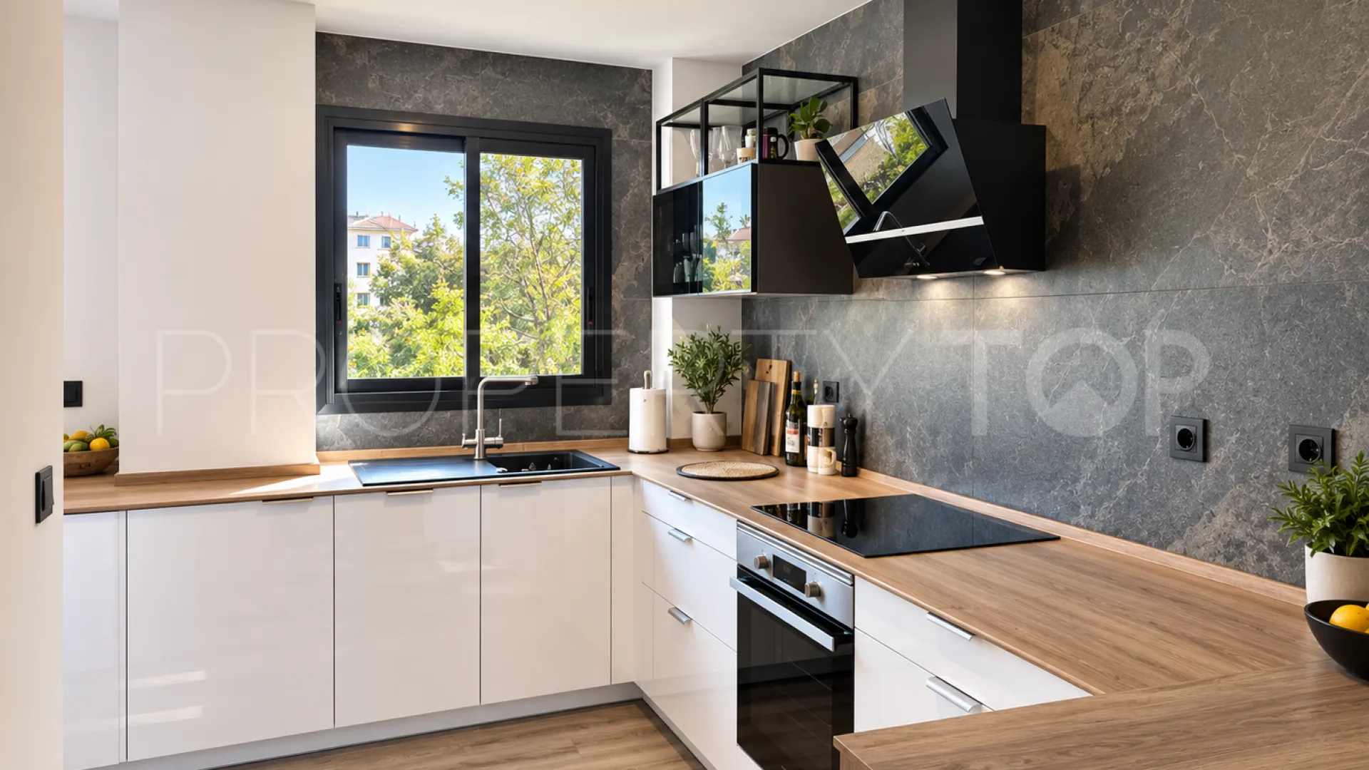 Duplex penthouse for sale in Selwo with 3 bedrooms