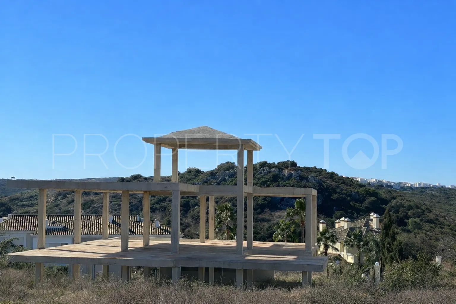 Plot in Majestic for sale