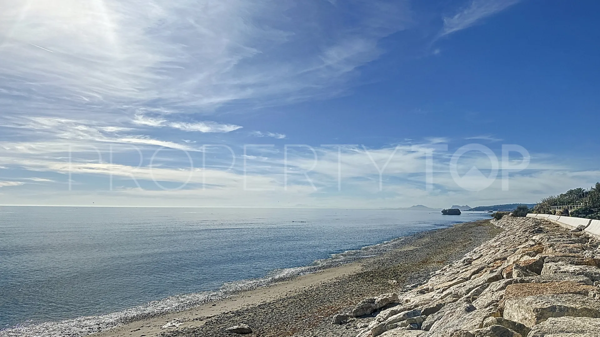 Plot in Buenas Noches for sale