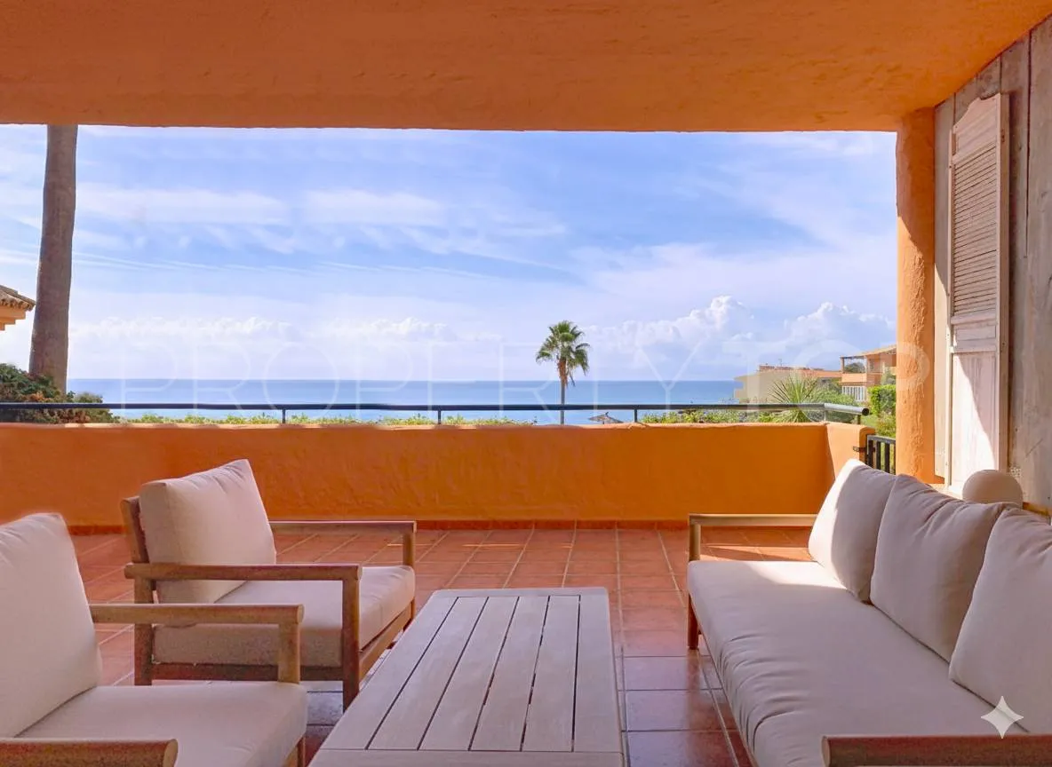 Buy Bermuda Beach town house with 3 bedrooms