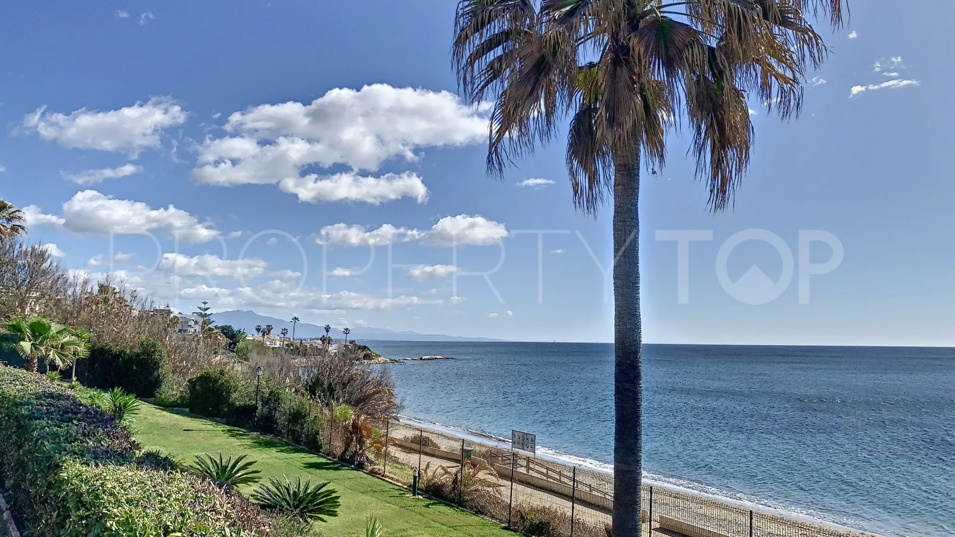 Buy Bermuda Beach town house with 3 bedrooms