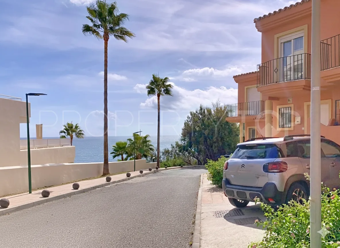 Buy Bermuda Beach town house with 3 bedrooms