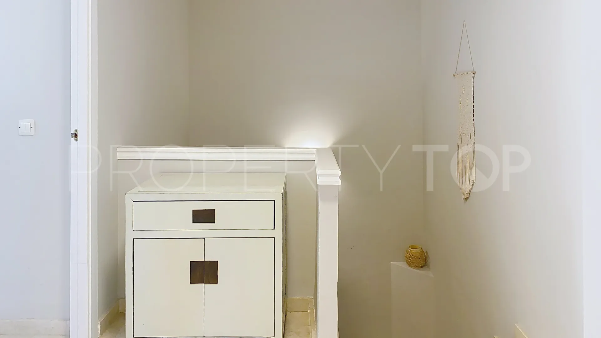 Buy Bermuda Beach town house with 3 bedrooms