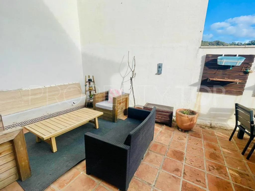 4 bedrooms house for sale in Benahavis Centro