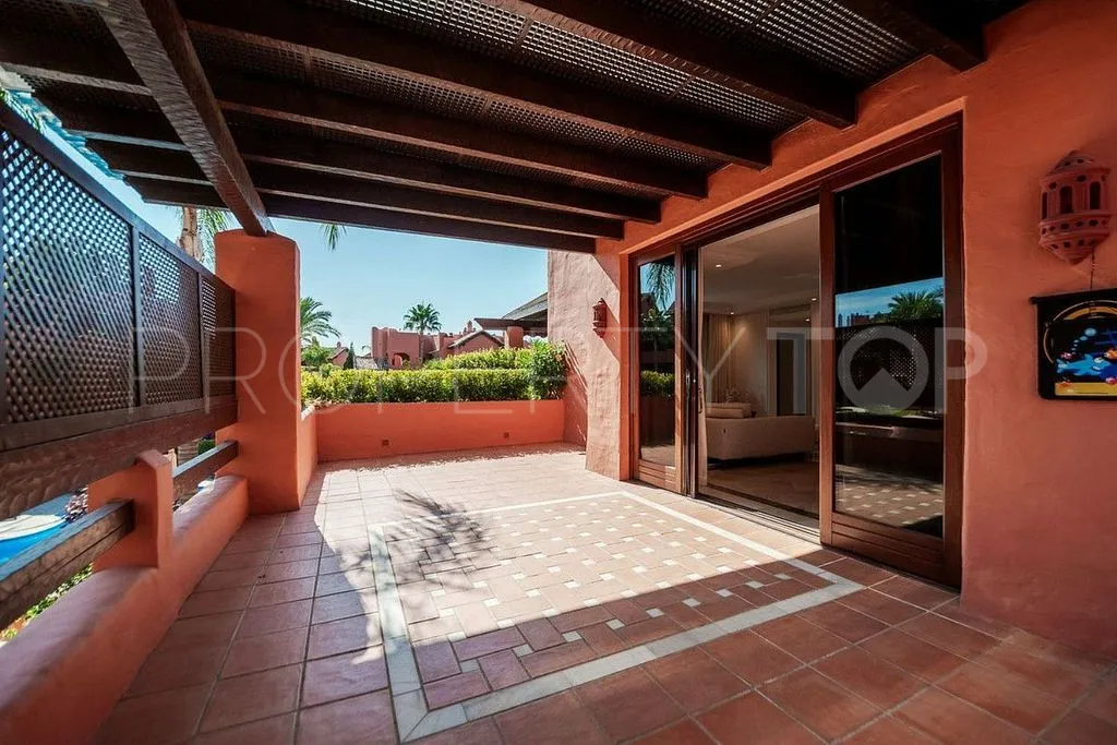 Comprar atico duplex con 3 dormitorios en Torre Bermeja