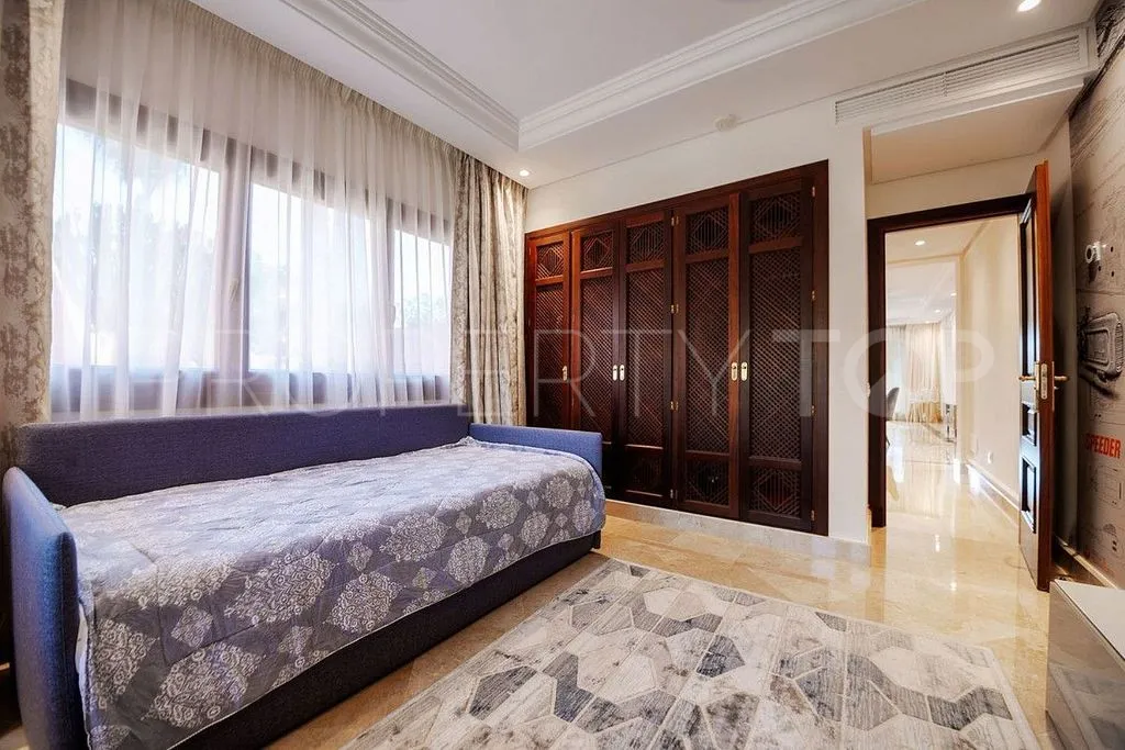 Comprar atico duplex con 3 dormitorios en Torre Bermeja