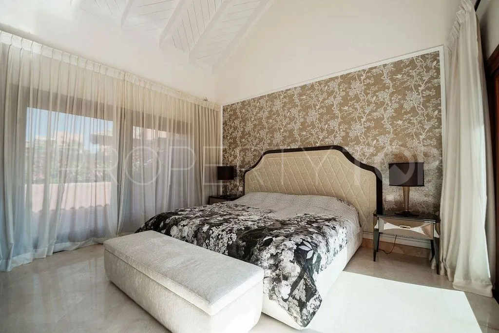 Comprar atico duplex con 3 dormitorios en Torre Bermeja