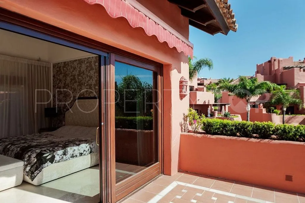 Comprar atico duplex con 3 dormitorios en Torre Bermeja