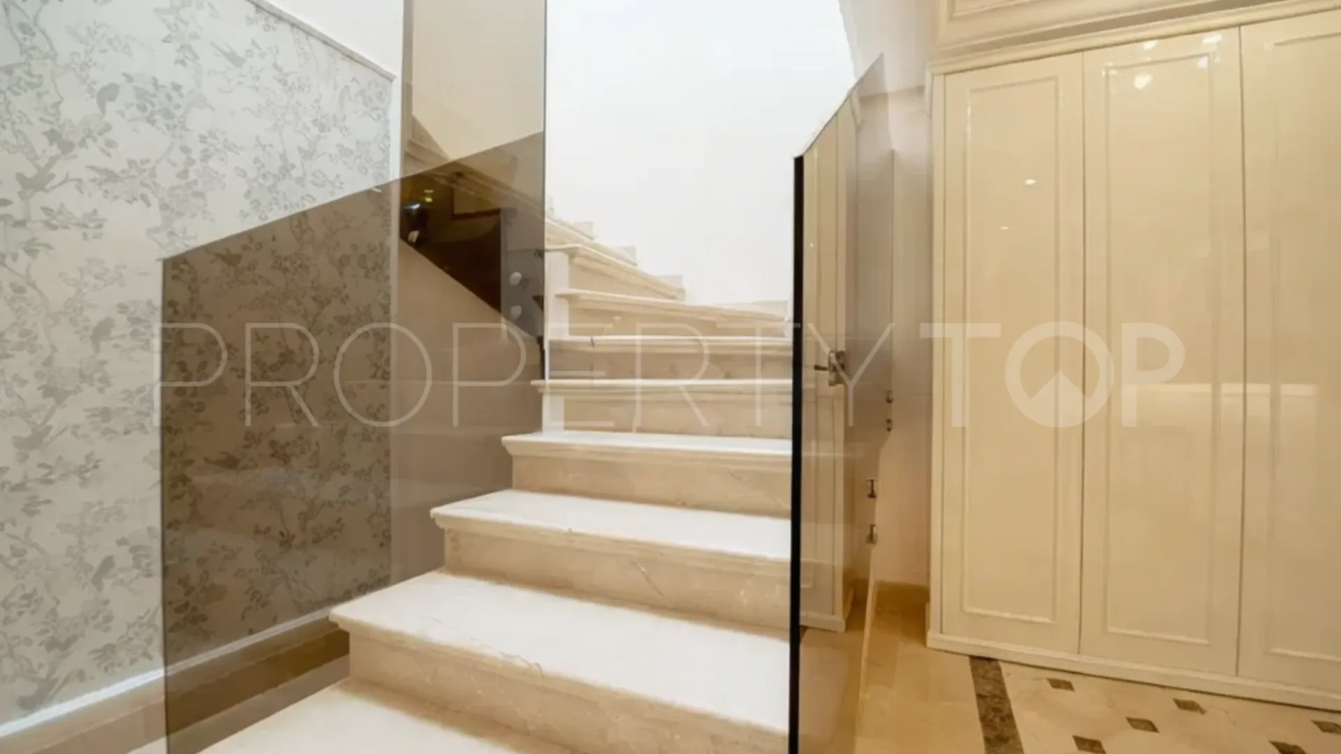 Comprar atico duplex con 3 dormitorios en Torre Bermeja
