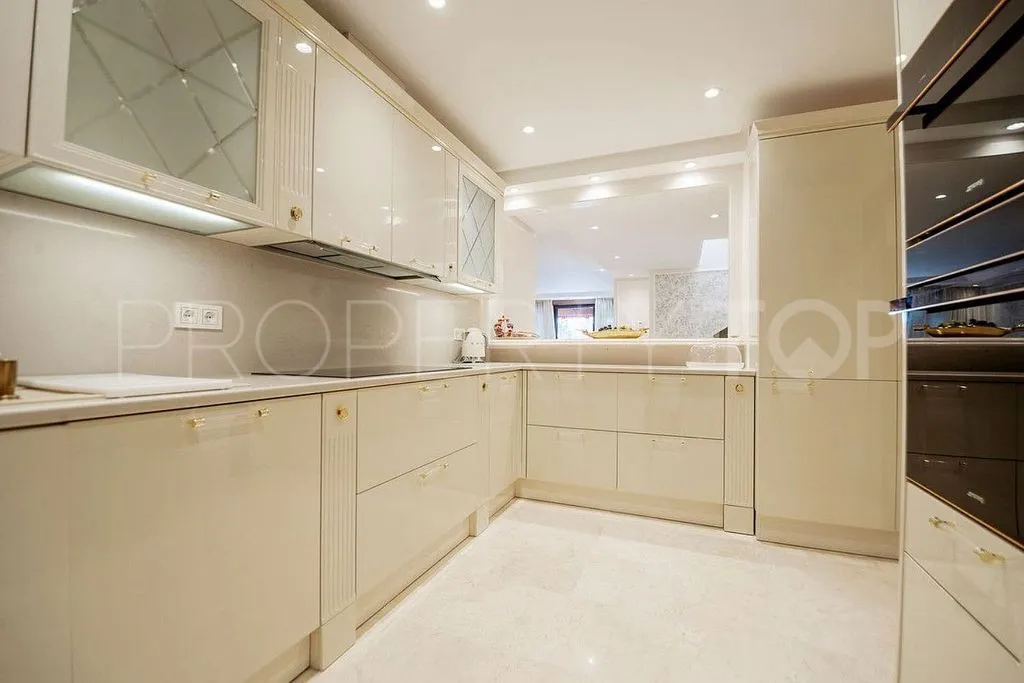 Comprar atico duplex con 3 dormitorios en Torre Bermeja